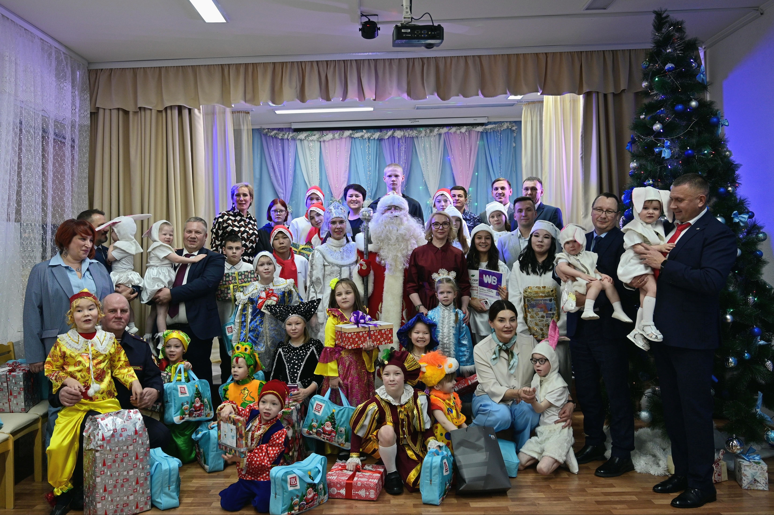 Новогодний праздник в Центре «Наш дом»