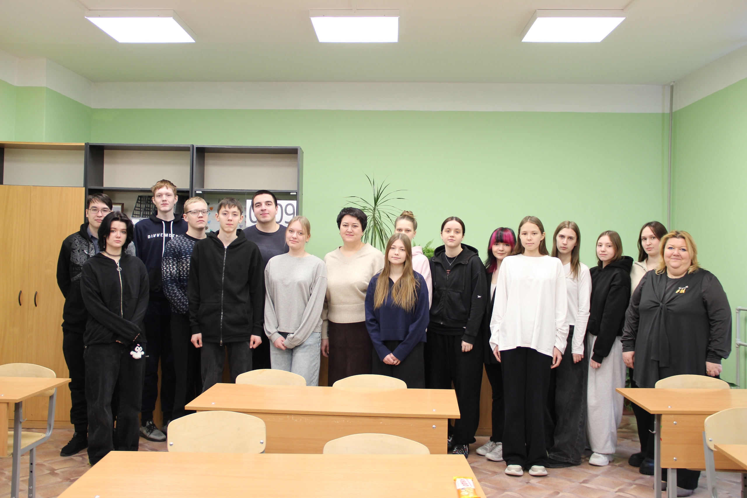 Лиана Храпова провела просветительские уроки по кибербуллингу Лиана Храпова провела просветительские уроки по кибербуллингу