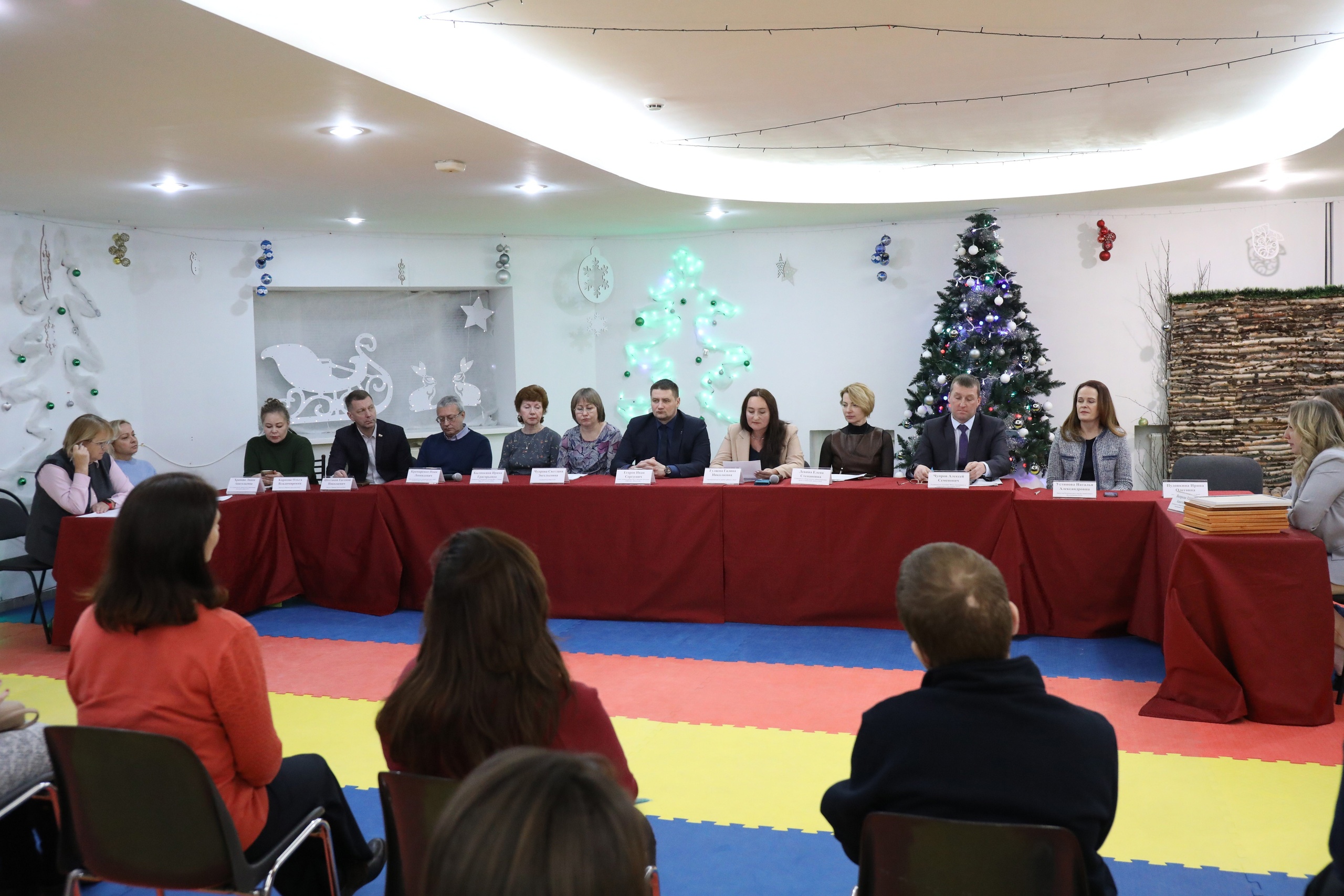 В НАО прошел VI Форум родителей, воспитывающих детей-инвалидов В НАО прошел VI Форум родителей, воспитывающих детей-инвалидов