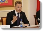 АСТАХОВ ПРЕДЛАГАЕТ ШТРАФОВАТЬ РОДИТЕЛЕЙ ЗА НЕДОСМОТР ЗА ДЕТЬМИ