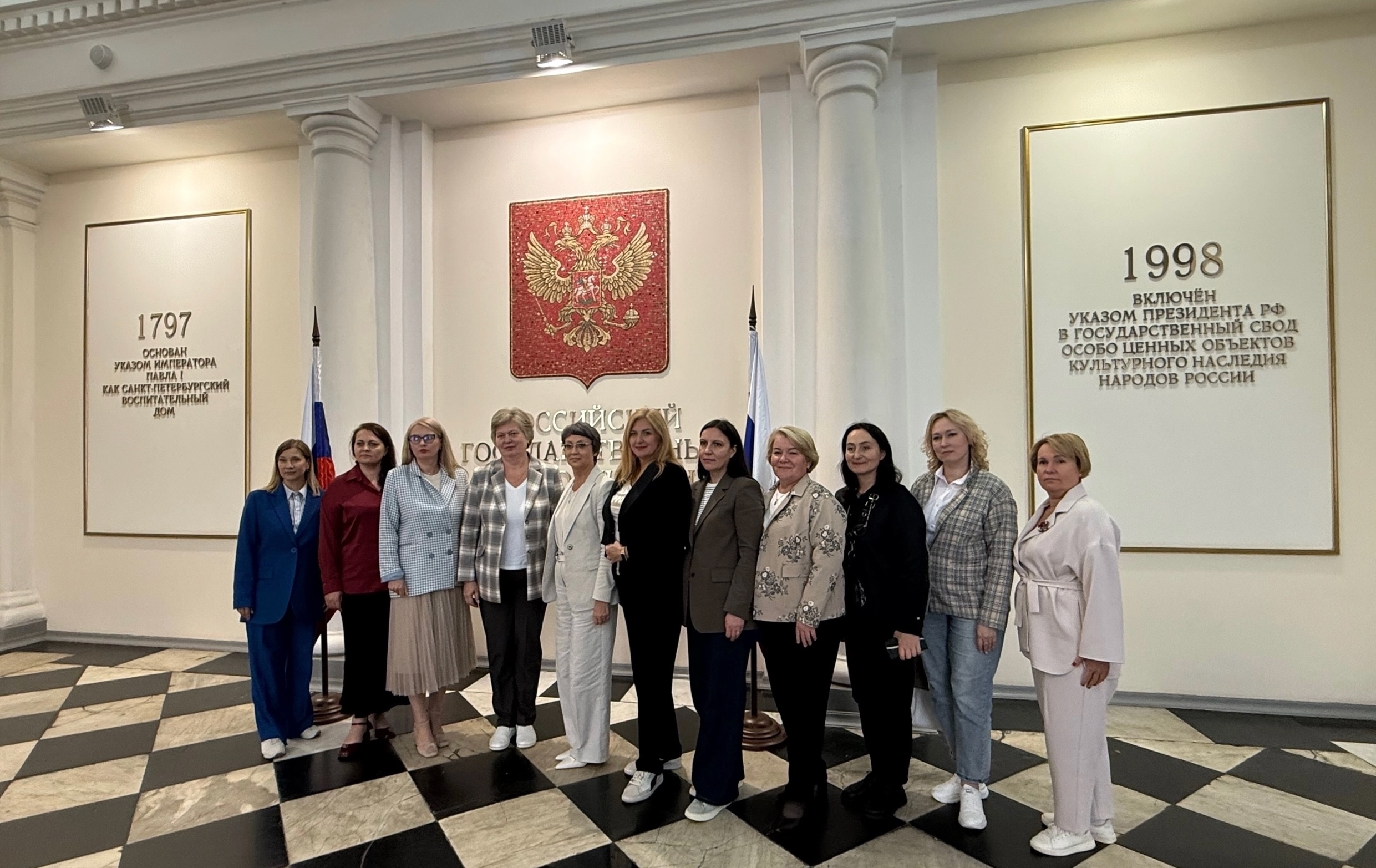 Галина Гуляева приняла участие в мероприятиях Координационного совета уполномоченных по правам ребёнка Северо‑Западного федерального округа в Ленинградской области Галина Гуляева приняла участие в мероприятиях Координационного совета уполномоченных по правам ребёнка Северо‑Западного федерального округа в Ленинградской области