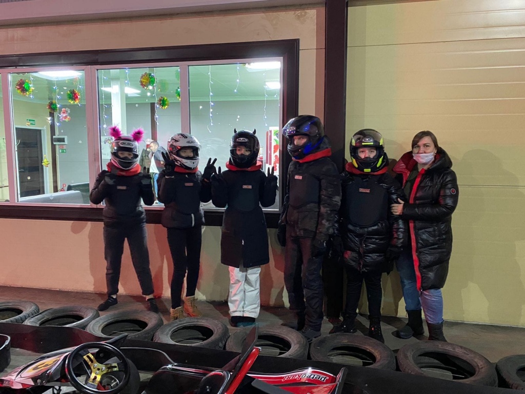 Ozs_F--sKpQ.jpg Ozs_F--sKpQ.jpg